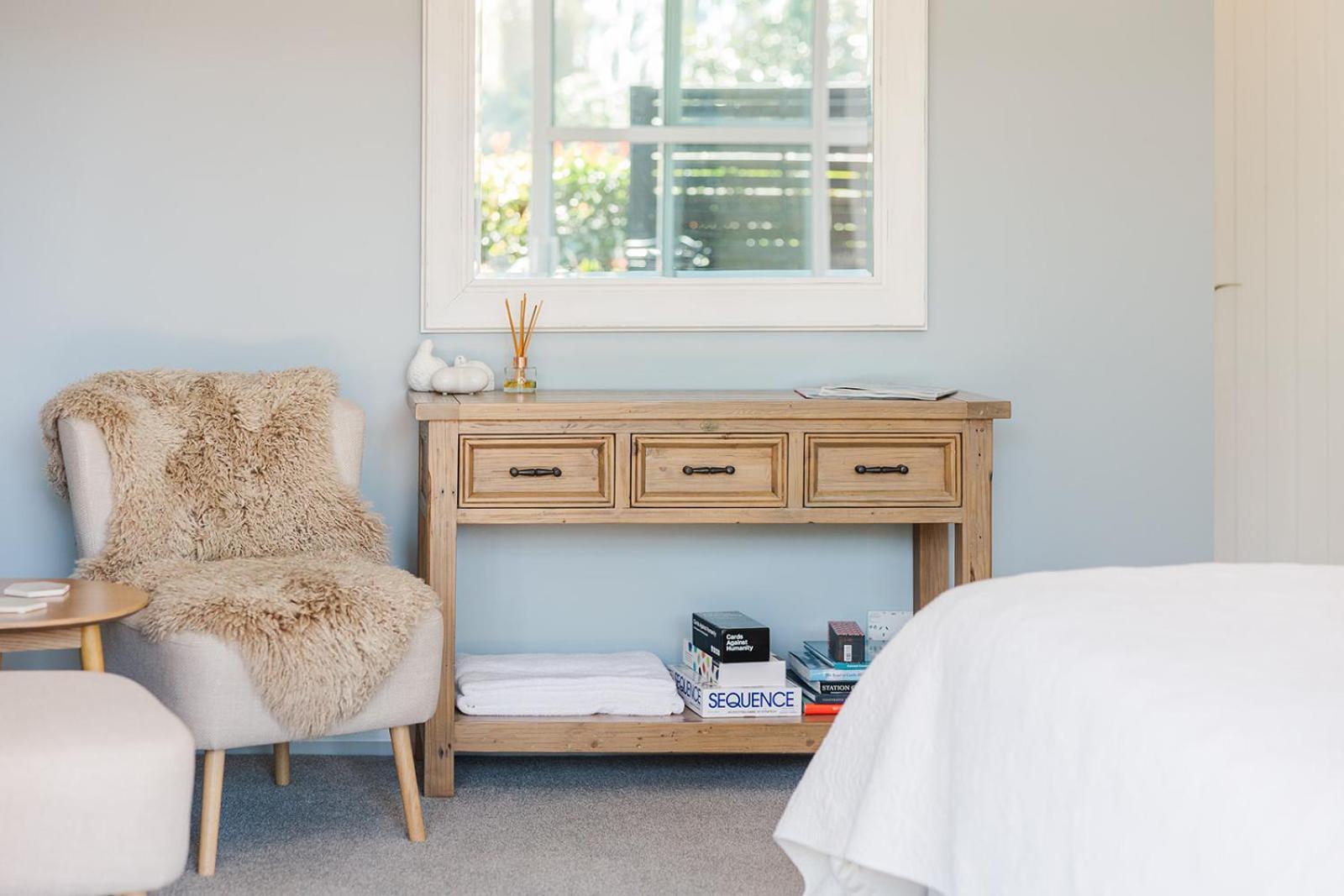 Revive On Oakview Boutique Beauty And Accommodation Ашбъртън Екстериор снимка
